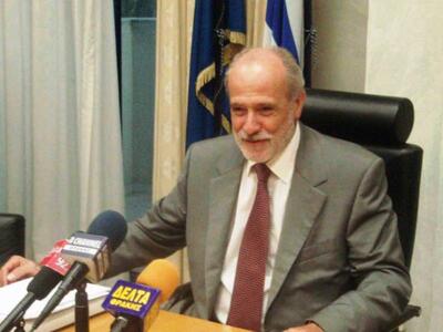 Αίγιο: Ήρθε, είδε, άκουσε και απήλθε ο Γ...