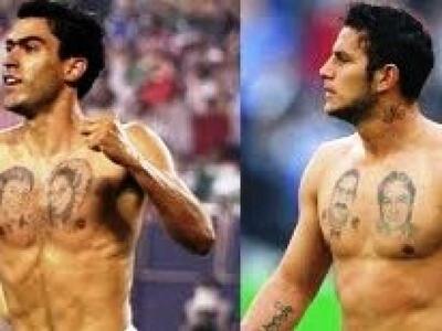 Τατουάζ με τους γονείς τους 