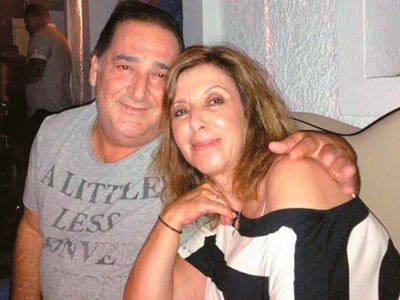 Με την αγαπημένη του σύζυγο Χριστίνα παν...