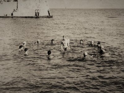 Ο πρωταθλητής του 1950 ΝΟΠ στο λιμάνι τη...