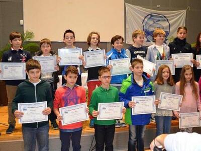 Η ΝΕΠ κόβει την πίτα της και βραβεύει το...