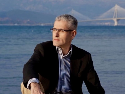 Ο Άγγελος Τσιγκρής στο πλευρό της Επιτρο...