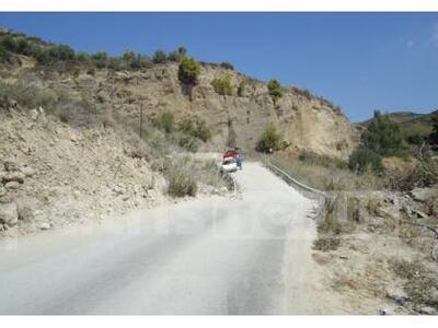 Ηλεία: Τρομάζουν οι επικίνδυνες καθιζήσεις!