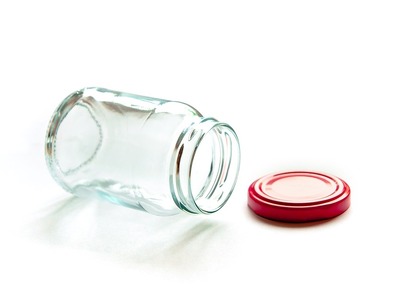 Πώς θα ξεκολλήσουν πανεύκολα οι ετικέτες...