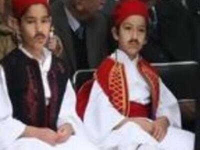 Αγρίνιο: Χαμός στο διαδίκτυο με τα τσολι...