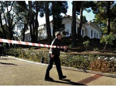 ΜΟΝΟ ΣΤΟ THEBEST.GR:  Σύνδεση του 58χρον...