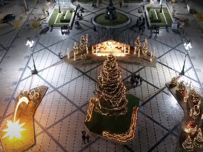 Εκπληκτικό βίντεο - drone του Βασίλη Μαυρομύτη! Η Πλατεία Γεωργίου στολισμένη...