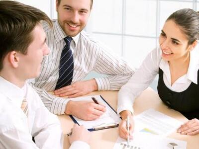 Προκηρύχθηκε πρόγραμμα voucher για νέους...