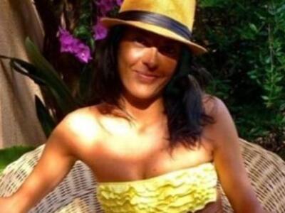 «Δεν είμαι πόpνη», δηλώνει η εκπρόσωπος ...