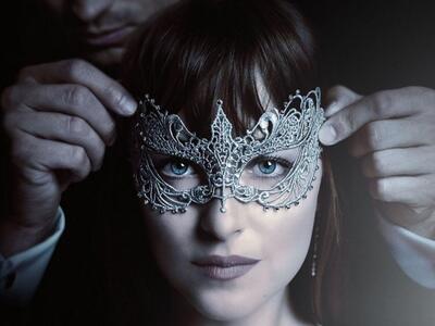 ΡΕΚΟΡ ΓΙΑ ΤO ΤΡΕΙΛΕΡ «FIFTY SHADES DARKE...