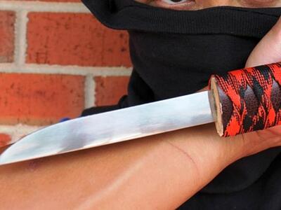 Ληστές με full face εισέβαλαν σε επιχείρ...