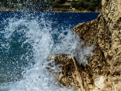 Καιρός: Ισχυροί άνεμοι 8 μποφόρ και θερμ...