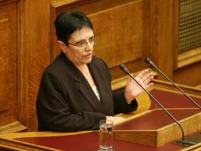 Στο Μαξίμου τη Δευτέρα η Παπαρήγα, την Τ...