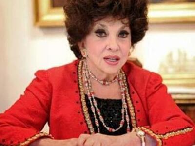 Στο σφυρί τα διαμαντένια κοσμήματα της Τ...