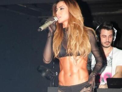 Η Ειρήνη Παπαδοπούλου τραγουδάει Παντελή...