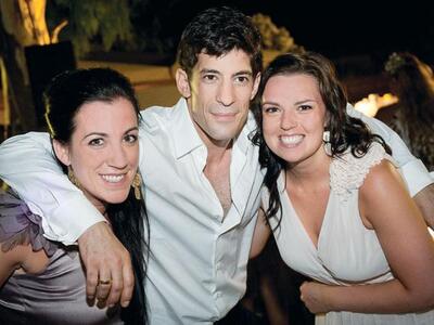 Λίτσα Νταερές, Δημήτρης Φλογεράς, Rebecca Hickey