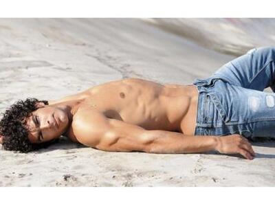 Ο Νίκος Αναδιώτης και ο επίσης Αχαιός Γι...