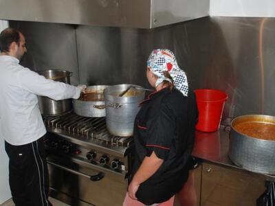 Πάτρα: Τι θα βάλουν στο πιάτο; Εξώσεις κ...