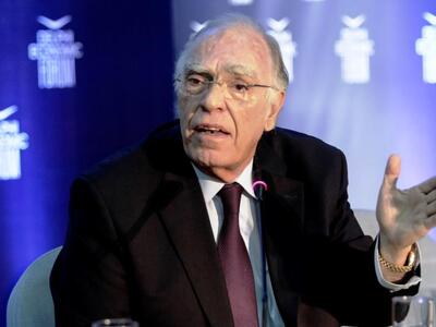 Λεβέντης από την Πάτρα: Βρισκόμαστε λίγε...