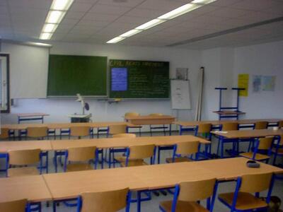 Συνεχίζουν την απεργία οι εργαζόμενοι στ...