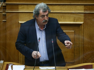 ΝΔ για Παύλο Πολάκη: «Απείλησε αστυνομικ...