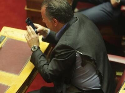 Με σκισμένα ρούχα και ματωμένος πήγε ο Κ...