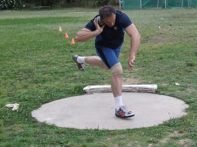 Ο μοναδικός Γιώργος Ιατρόπουλος στον στίβο