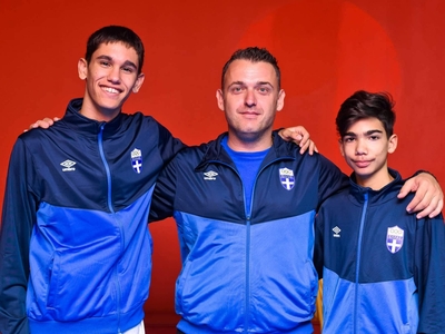 Τα αδέρφια Αντωνακόπουλοι και Μιχόπουλοι...