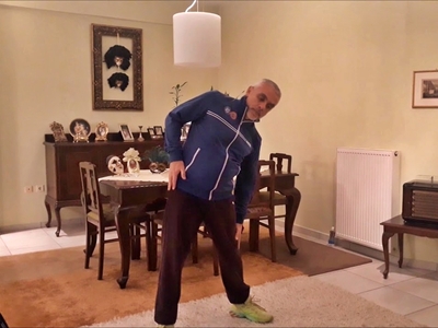 Ο Μάκης Παρασκευόπουλος μας γυμνάζει στο...