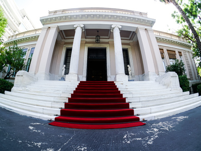 Επιστρέφει το μπόνους των 50 εδρών - Φου...