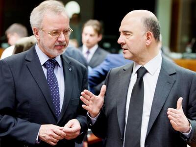 Κομισιόν: Ανταλλάσσονται πολλά έγραφα με...