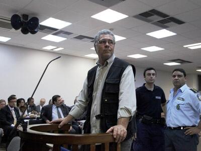 Παν. Φύσσας: Τα χέρια του Μιχαλολιάκου ε...