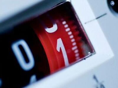 Ρεύμα: Οι τάσεις στα τιμολόγια και οι αλ...