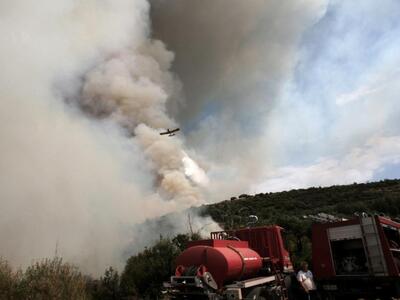 Φωτιά στα Ροδινά