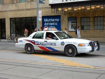 Αστυνομικός μπήκε σε διαμέρισμα που νόμι...