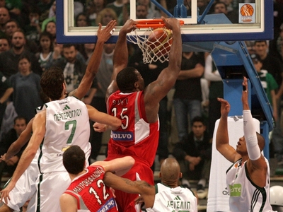 "Ματς μπολ" για τον τίτλο