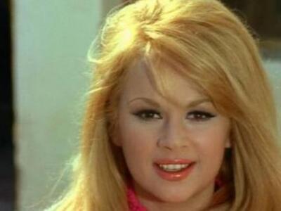 Δήλωση-ΣΟΚ: «Η Αλίκη δεν έζησε ερωτικά α...