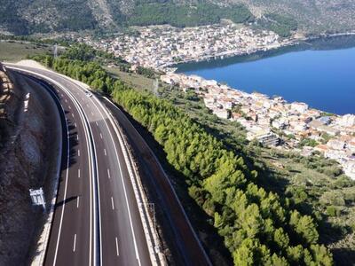 Επίσης Τμήμα Κουβαράς - Αμφιλοχία.