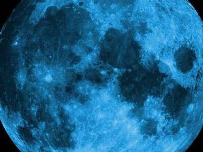 Κι έχει ένα… «μπλε» φεγγάρι απόψε… που δ...