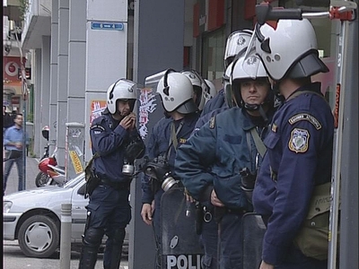 Αστυνομικός κλοιός  στην Πάτρα κατά τον ...