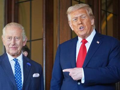 Telegraph: Ο βασιλιάς Κάρολος επηρέασε τ...