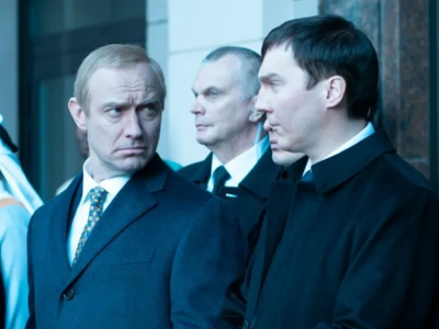 Wizard of the Kremlin: Ο Τζουντ Λο υποδύ...