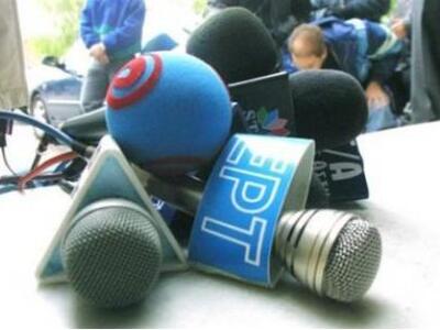 Πεντάωρη στάση εργασίας των δημοσιογράφω...