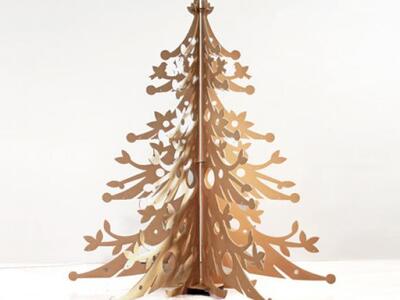 Χριστουγεννιάτικο δέντρο από ανακυκλωμέν...