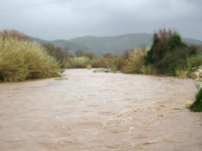 Πελοπόννησος: «Φουσκώνει» επικίνδυνα και η Νέδα 