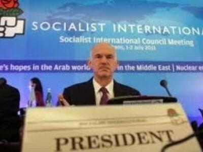 Ο Γιώργος Παπανδρέου διεκδικεί και πάλι ...