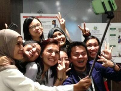 Και τώρα το μπάστουνο-selfie