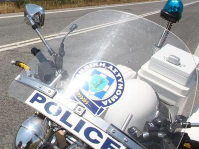 Πάτρα:Η ...διπλοστάθμευση προκάλεσε τροχ...