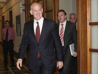 Παπανδρέου: "Θα περάσουμε δύσκολα α...