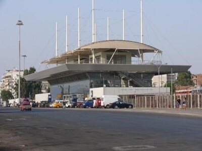 Να παραδοθεί τώρα το λιμάνι, ζητά ο Πρόε...